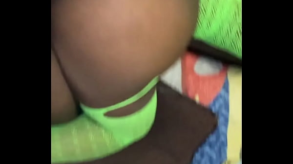 Thot taking long d strokes on her baby daddy couch